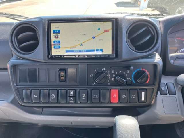日野自動車 デュトロ ４．０ＤＴ R4年 (東海) 99
