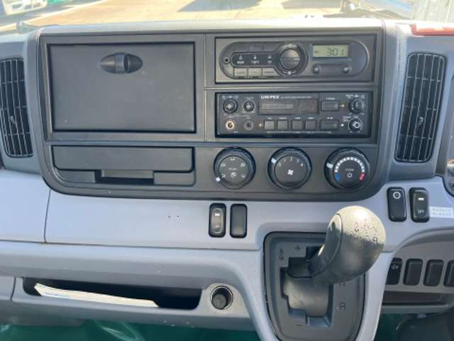 三菱フソウ キャンター ３．０ 全低床 ディーゼルターボ ４ＷＤ H28年 (東海) 99