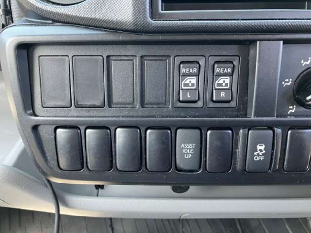 トヨタ ダイナ ４．０ＤＴ H28年 (東海) 99