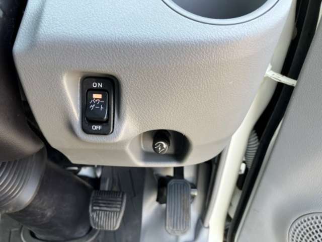 トヨタ ダイナ ４．０ＤＴ H28年 (東海) 99