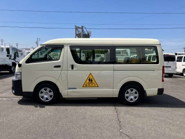 トヨタ ハイエースバン 幼児バス R1年 (東海) 99