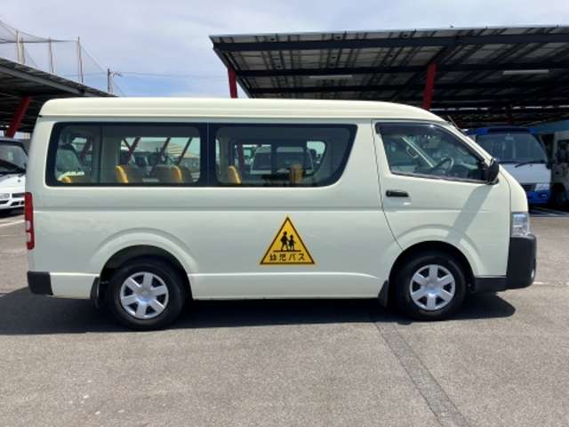 トヨタ ハイエースバン 幼児バス R1年 (東海) 99