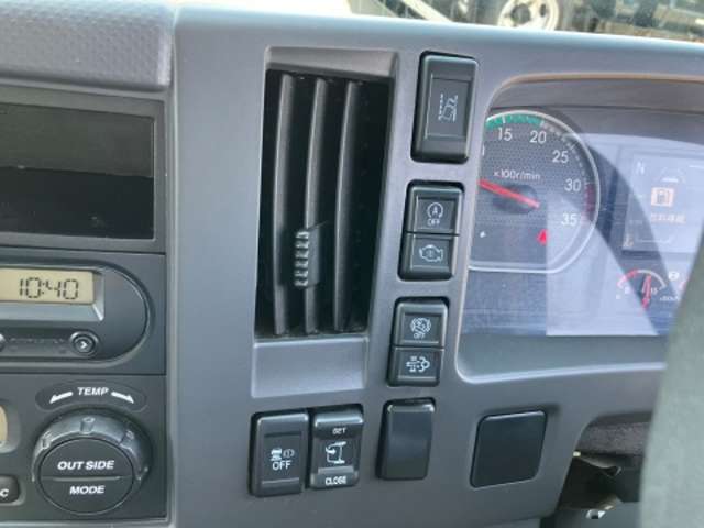 いすゞ フォワード 幌カーテン車 H30年 (東海) 99