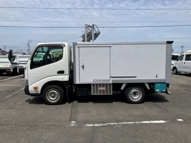 トヨタ ダイナ ３．０ ロング シングルジャストロー ディーゼルターボ ４ＷＤ R3年 (東海) 99