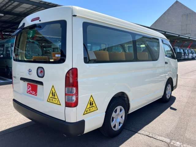 トヨタ ハイエースバン ２．７Ｇ R2年 (東海) 99