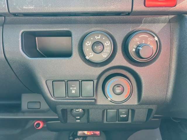 トヨタ ハイエースバン ２．７Ｇ R2年 (東海) 99