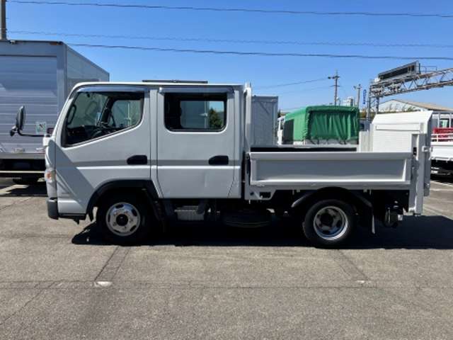 三菱フソウ キャンター ３．０ ダブルキャブ 全低床 ディーゼルターボ H29年 (東海) 99