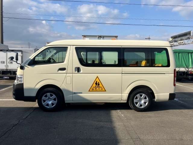 トヨタ ハイエースバン ２．７Ｇ R2年 (東海) 99