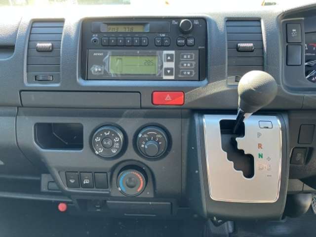 トヨタ ハイエースバン ２．８ 中温冷凍バン ロング ディーゼルターボ ４ＷＤ R6年 (東海) 99