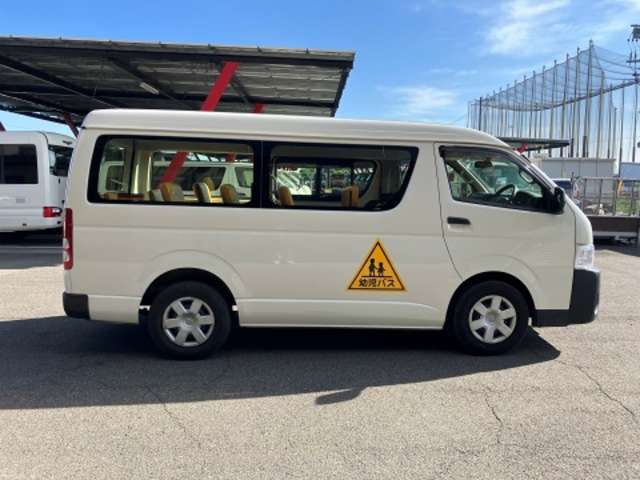 トヨタ ハイエースバン 幼児バス R1年 (東海) 99