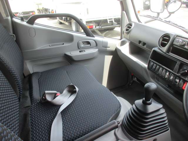 トヨタ ダイナ １．２５トン R7年 (東海) 99