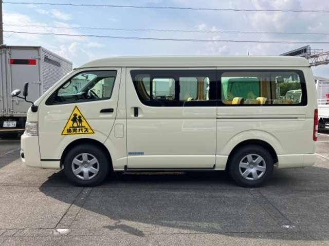 トヨタ ハイエースバン 幼児バス H26年 (東海) 99