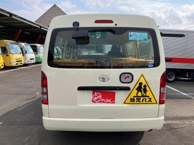 トヨタ ハイエースバン 幼児バス H26年 (東海) 99