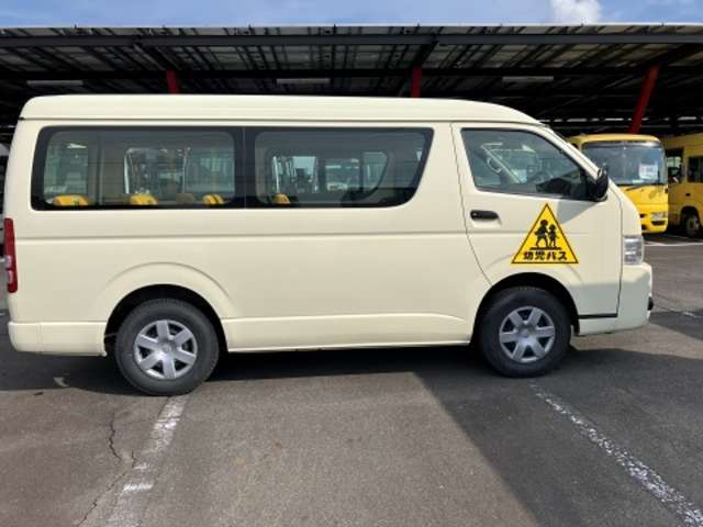 トヨタ ハイエースバン 幼児バス H26年 (東海) 99