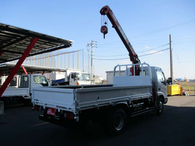 日野自動車 デュトロ ２トン H26年 (東海) 99