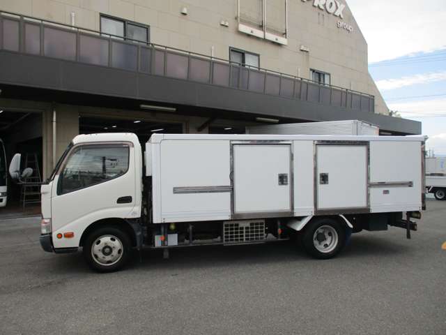トヨタ ダイナ ２トン H25年 (東海) 99