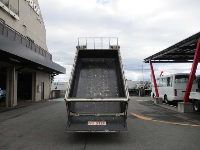 日野自動車 デュトロ ２トン H24年 (東海) 99