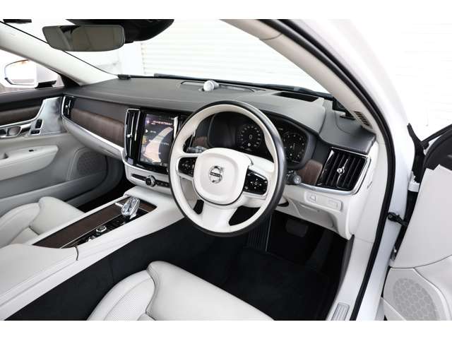 ボルボ Ｖ９０ Ｂ６ ＡＷＤ インスクリプション ４ＷＤ R3年 (東海) 99