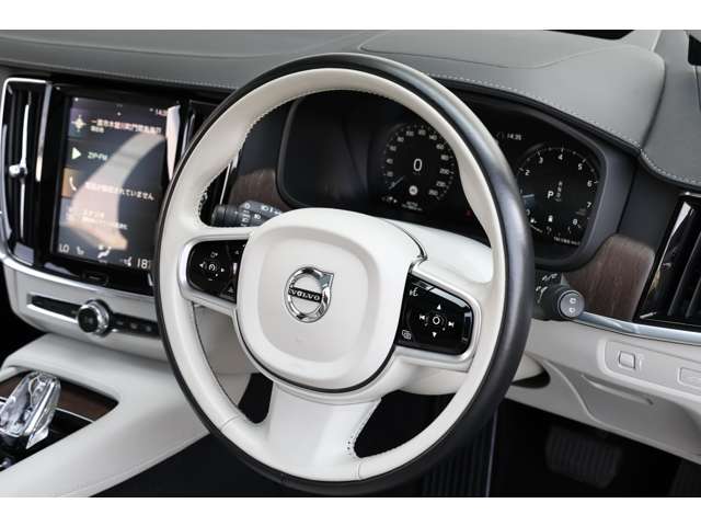 ボルボ Ｖ９０ Ｂ６ ＡＷＤ インスクリプション ４ＷＤ R3年 (東海) 99