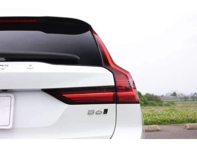 ボルボ Ｖ９０ Ｂ６ ＡＷＤ インスクリプション ４ＷＤ R3年 (東海) 99