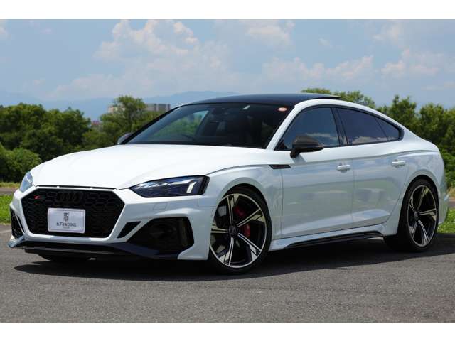 アウディ ＲＳ５　スポーツバック ２．９ ４ＷＤ R3年 (東海) 99