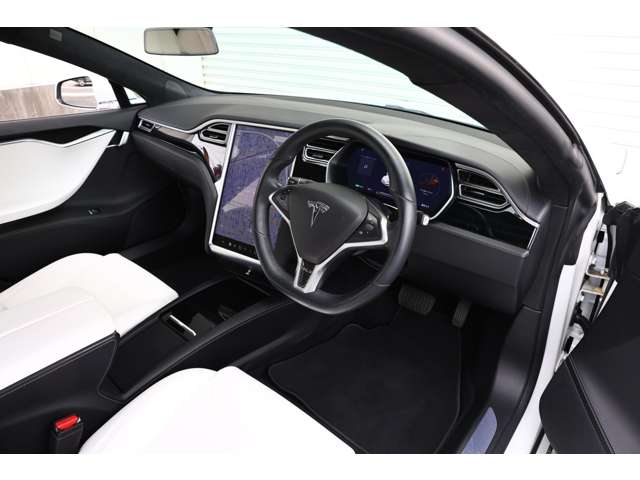 テスラ モデルＳ ７５Ｄ H30年 (東海) 99