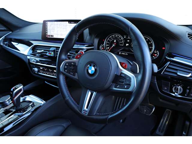 ＢＭＷ Ｍ５ エディション ＭＩＳＳＩＯＮ ＩＭＰＯＳＳＩＢＬＥ ４ＷＤ H30年 (東海) 99