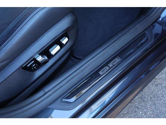 ＢＭＷ Ｍ５ エディション ＭＩＳＳＩＯＮ ＩＭＰＯＳＳＩＢＬＥ ４ＷＤ H30年 (東海) 99