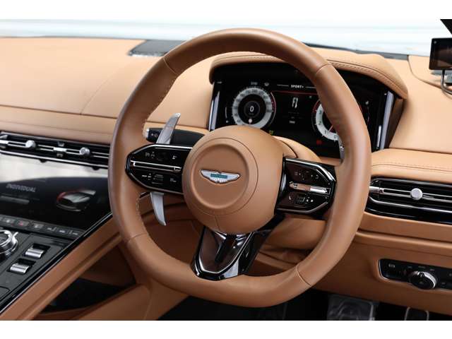 アストンマーティン ＤＢ１２ ４．０ R6年 (東海) 99