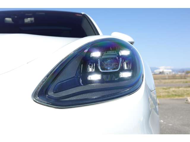 ポルシェ パナメーラ　スポーツツーリスモ ４ Ｅハイブリッド ＰＤＫ ４ＷＤ H30年 (東海) 99