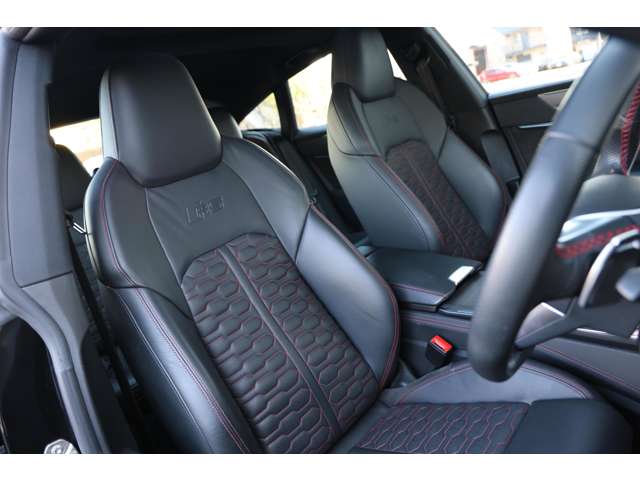 アウディ ＲＳ７　スポーツバック ４．０ ４ＷＤ R3年 (東海) 99