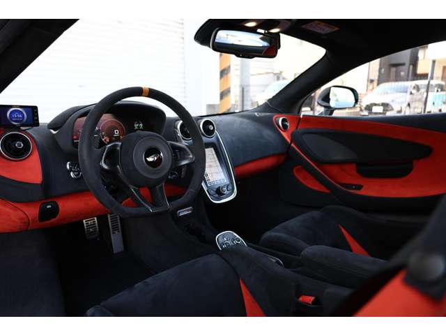 マクラーレン ６００ＬＴ ３．８ R2年 (東海) 99