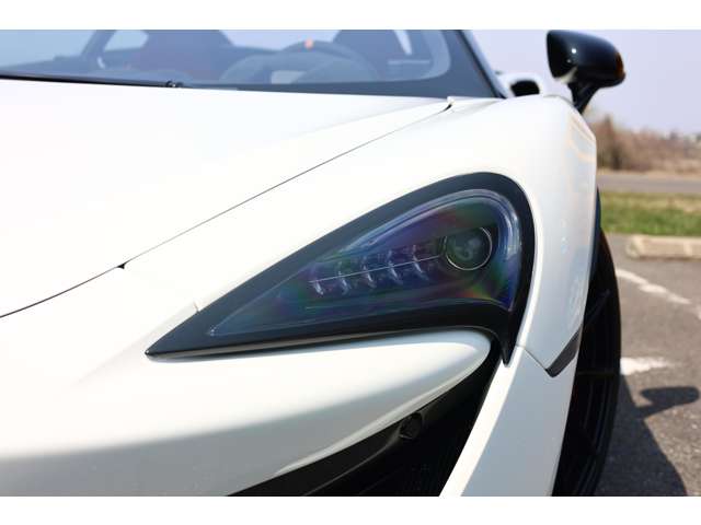 マクラーレン ６００ＬＴ ３．８ R2年 (東海) 99
