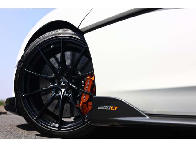 マクラーレン ６００ＬＴ ３．８ R2年 (東海) 99