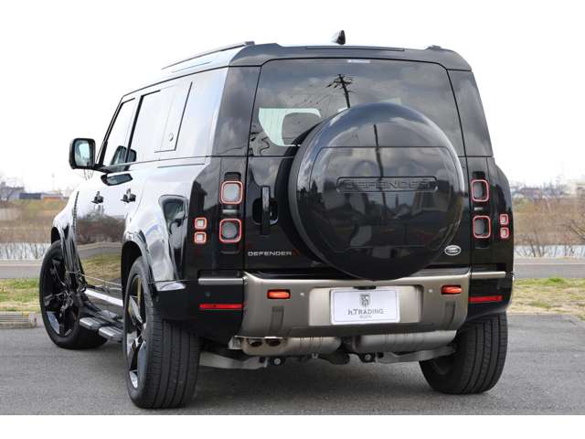 ランドローバー ディフェンダー １１０ Ｘ ３．０Ｌ Ｄ３００ ディーゼルターボ ４ＷＤ R4年 (東海) 99