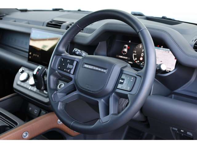 ランドローバー ディフェンダー １１０ Ｘ ３．０Ｌ Ｄ３００ ディーゼルターボ ４ＷＤ R4年 (東海) 99