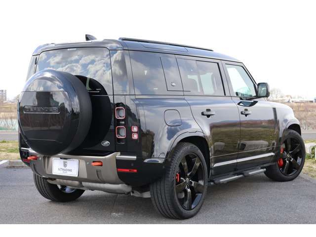 ランドローバー ディフェンダー １１０ Ｘ ３．０Ｌ Ｄ３００ ディーゼルターボ ４ＷＤ R4年 (東海) 99