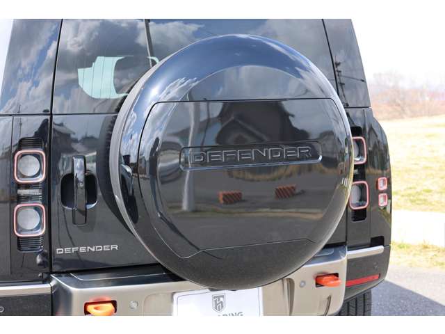 ランドローバー ディフェンダー １１０ Ｘ ３．０Ｌ Ｄ３００ ディーゼルターボ ４ＷＤ R4年 (東海) 99