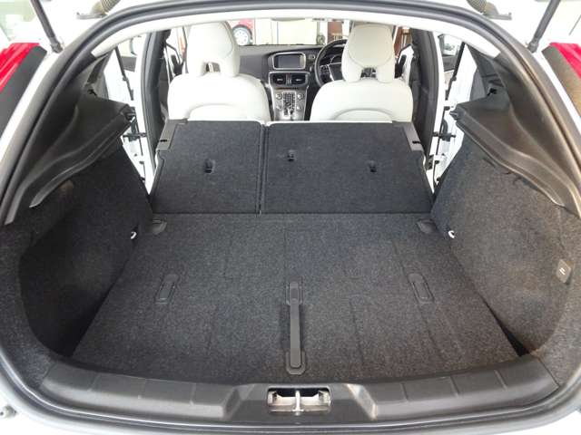 ボルボ Ｖ４０ Ｄ４ ディーゼルターボ H28年 (東海) 99
