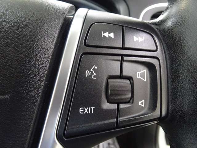 ボルボ Ｖ４０ Ｄ４ ディーゼルターボ H28年 (東海) 99