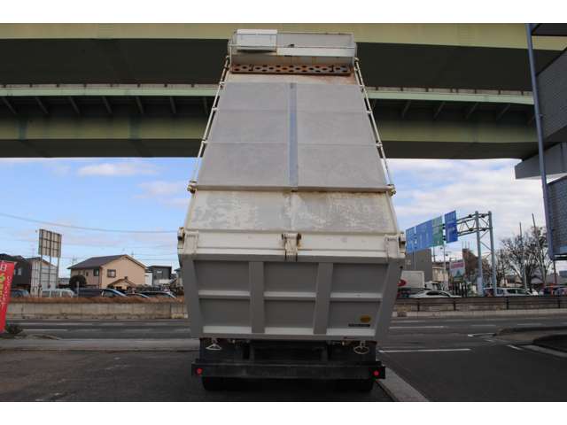 三菱フソウ スーパーグレート 土砂禁水密ダンプ R5年 (東海) 99