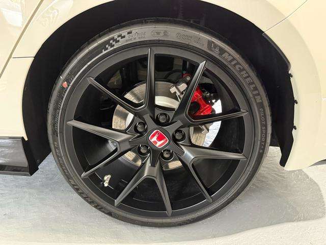 ホンダ シビック ２．０ レーシングブラックパッケージ R8年 (東海) 99