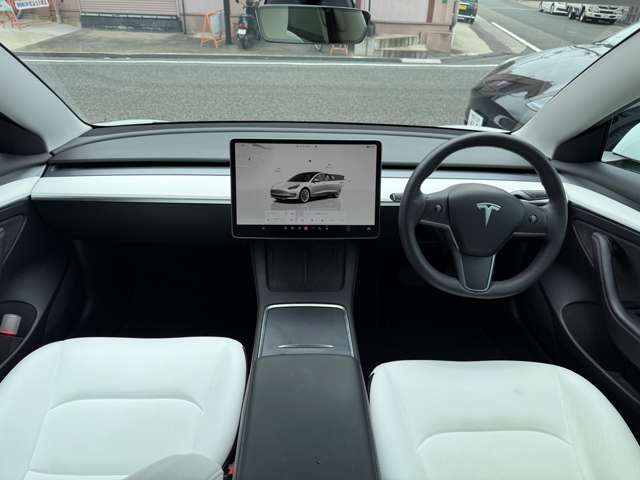 テスラ モデル３ ロングレンジ ＡＷＤ 白内装 R4年 (東海) 99