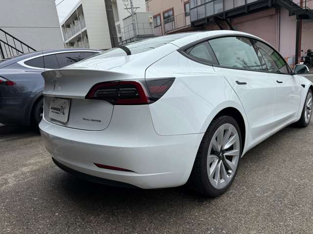テスラ モデル３ ロングレンジ ＡＷＤ 白内装 R4年 (東海) 99