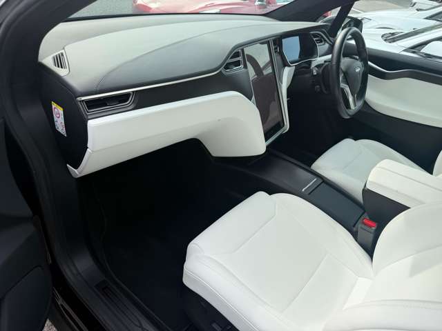テスラ モデルＸ Ｐ１００Ｄ パフォーマンス ＡＷＤ H30年 (東海) 99