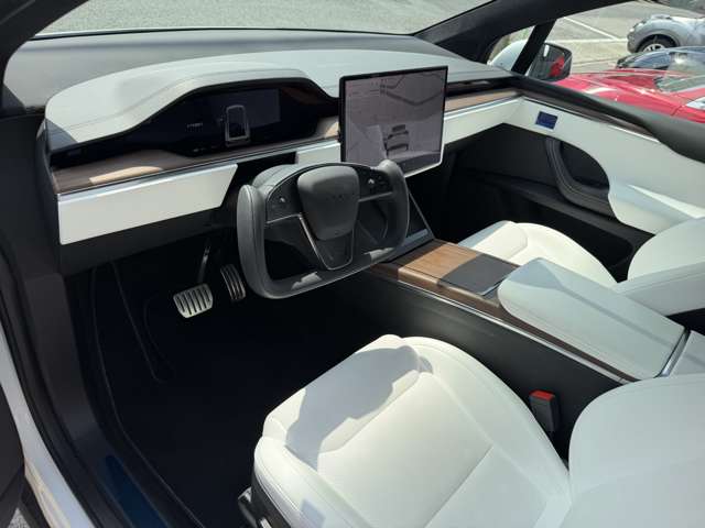 テスラ モデルＸ ロングレンジ ＡＷＤ 白内装 ７人乗リ R6年 (東海) 99