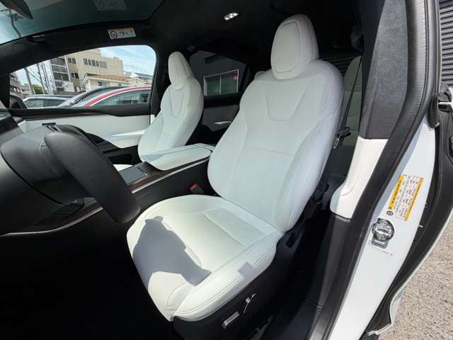 テスラ モデルＸ ロングレンジ ＡＷＤ 白内装 ７人乗リ R6年 (東海) 99