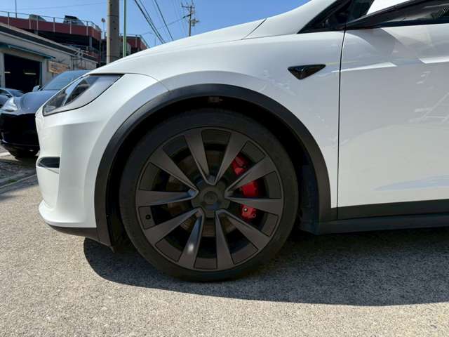 テスラ モデルＸ ＰＬＡＩＤ 白内装 ６人乗リ R6年 (東海) 99