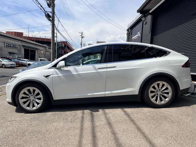 テスラ モデルＸ ＲＡＶＥＮスタンダードレンジ ７人乗リ ＦＳＤ R2年 (東海) 99