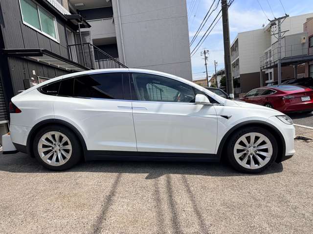 テスラ モデルＸ ＲＡＶＥＮスタンダードレンジ ７人乗リ ＦＳＤ R2年 (東海) 99